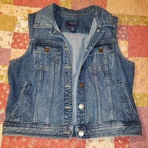 Chaps sleeveless jean jacket